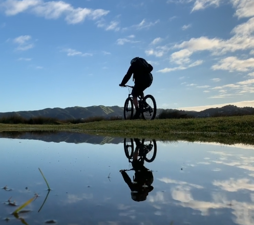 蔚蓝的天空，自由的空气